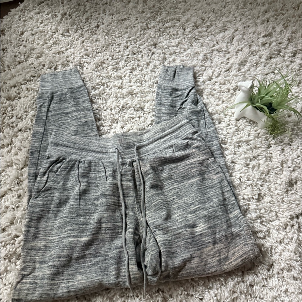 Grey Mossimo super cute and cozy light, gray drawstring, sweatpants joggers